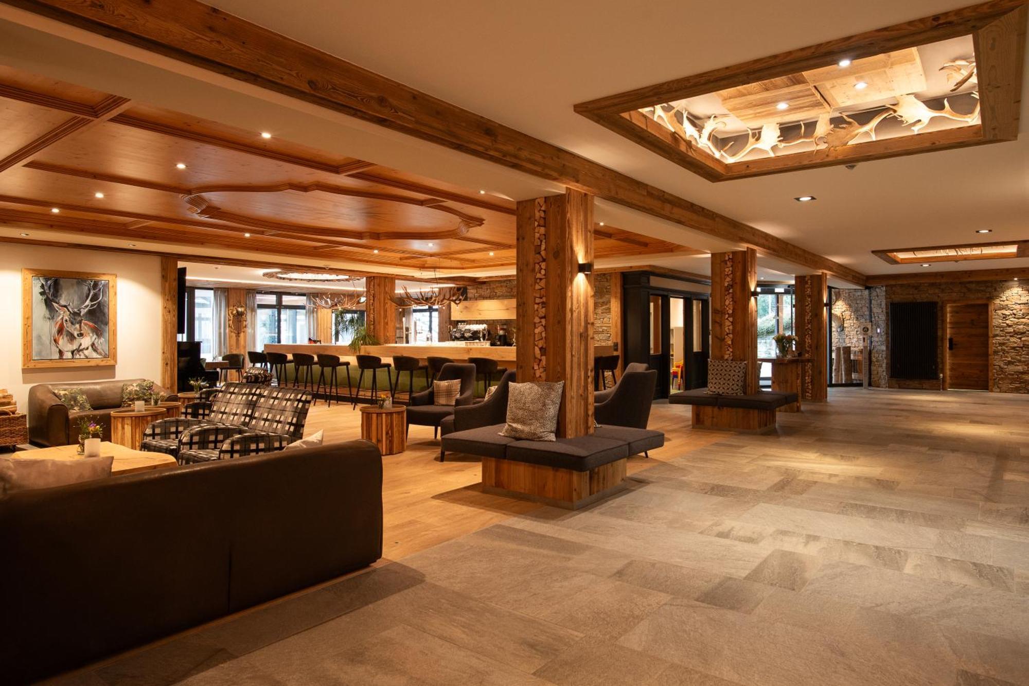 Berghotel Jaegerhof ****S Исни  Экстерьер фото