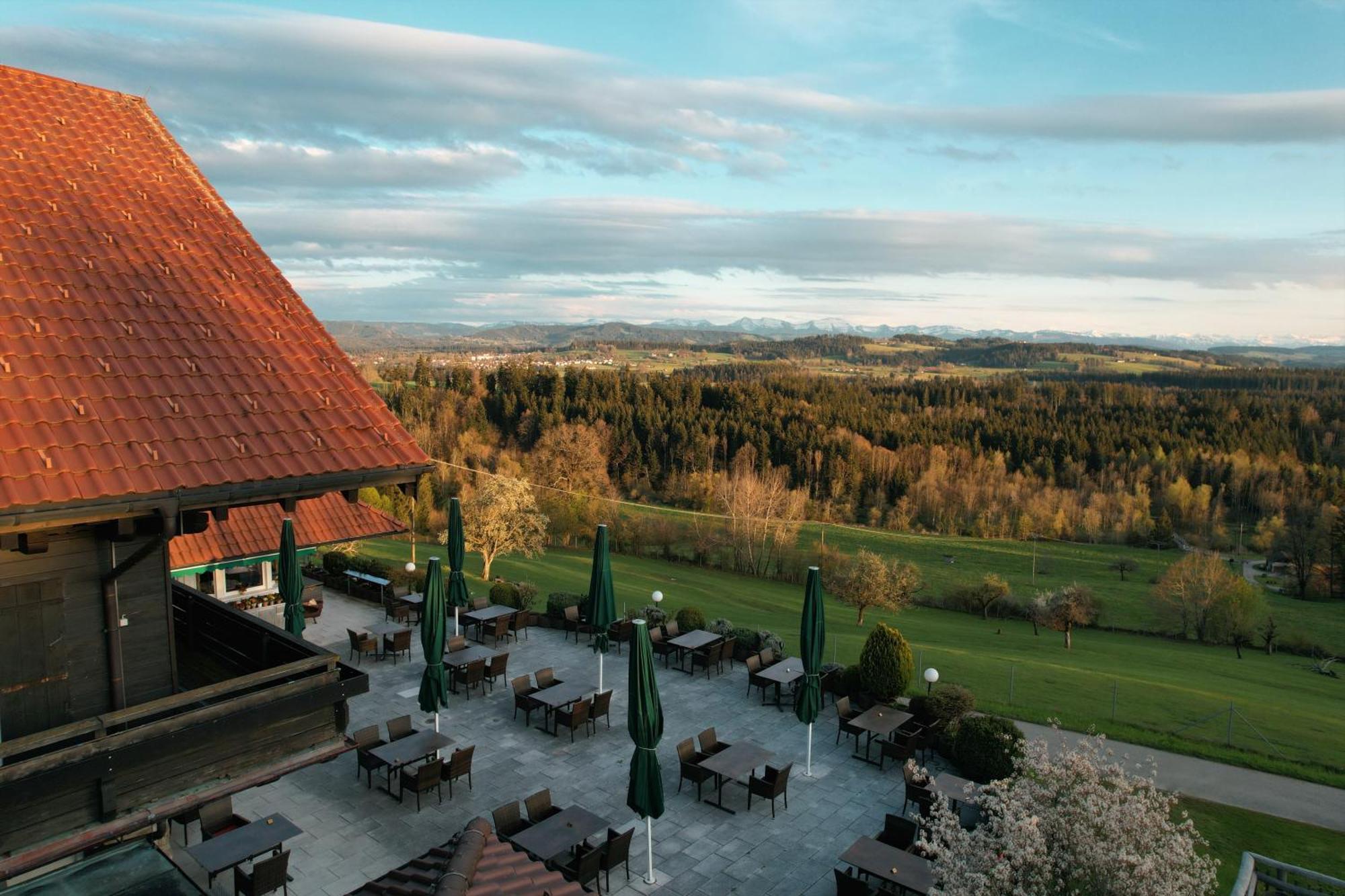 Berghotel Jaegerhof ****S Исни  Экстерьер фото