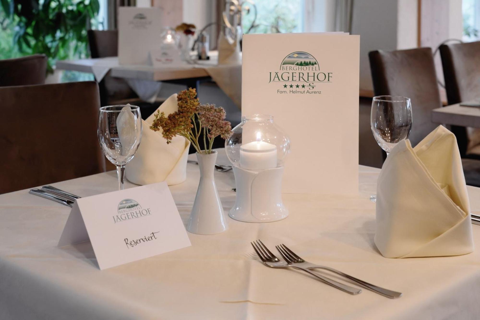 Berghotel Jaegerhof ****S Исни  Экстерьер фото