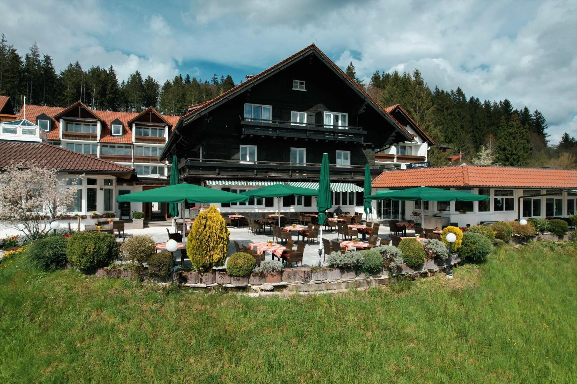 Berghotel Jaegerhof ****S Исни  Экстерьер фото