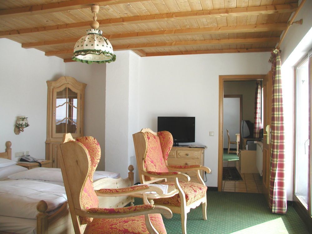Berghotel Jaegerhof ****S Исни  Экстерьер фото